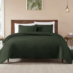 WRENSONGE Queen Quilt-3 Pieces Lightweight Bedspreads Dark Green Queen Size Quilt Bedding Set for All Seasons, Soft Summer Coverlet with 2 Pillow Shams Suitable for Bed, Couch