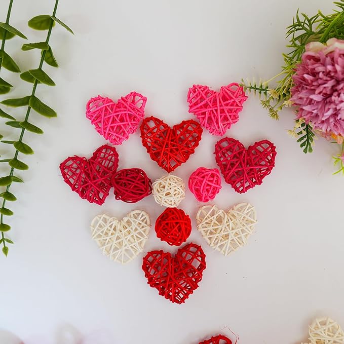 40Pcs Natural Rattan Hanging Ornaments Valentine Heart Round Wicker Balls for Valentine's Day, Christmas Wedding Baby Shower DIY Craft Vase Fillers for Home Party Decor
