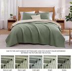 WRENSONGE King Size Quilt-3 Pieces Lightweight Bedspreads Sage Green King Quilt Bedding Set for All Seasons, Soft Summer Coverlet with 2 Pillow Shams Suitable for Bed, Couch, Quilt Blanket
