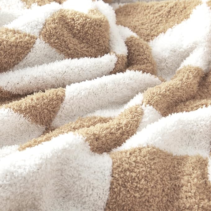 CozeCube Super Soft Fullfy Microfiber Reversible Knitted Blankets, Warm Cozy Fuzzy Plush Throw, Beige and White Checkered Throw Blanket for Couch Bed Sofa, 50" x 60"