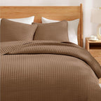 WRENSONGE King Size Quilt-3 Pieces Lightweight Bedspreads Brown King Quilt Bedding Set for All Seasons, Soft Summer Coverlet with 2 Pillow Shams Suitable for Bed, Couch, Quilt Blanket