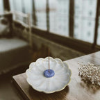 Ceramic Incense Holder Bowl with Brass Burner for Incense Sticks, 5.51 Inch Handmade Incense Burner Ash Catcher for Coil, Sage Cones, Palo Santo, Smudge Bowl for Yoga Meditation Room Décor (White)