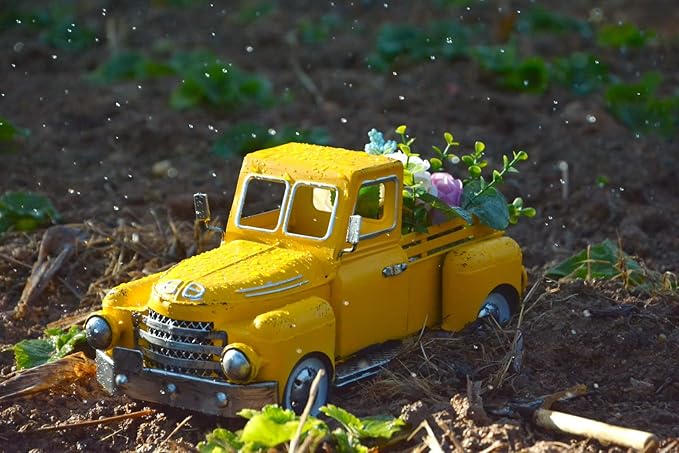 Farmhouse Yellow Truck Metal Decor,Vintage Outdoor Iron Truck Decor, Rustic Pick-up Planter,Antique Car Decoration,Desktop Wine Rack Stand,Decorative Tabletop Storage