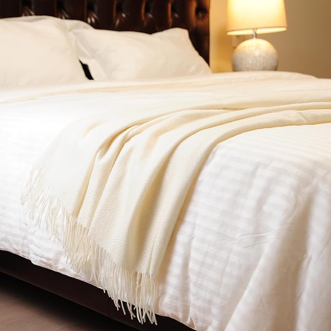 CUDDLE DREAMS Premium Cashmere Throw Blanket with Fringe, Luxuriously Soft (Ivory)