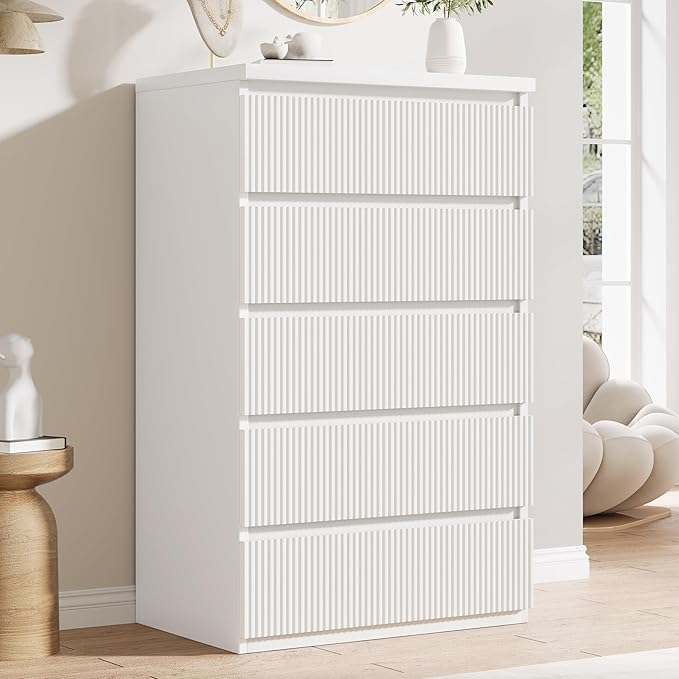 Modern 5 Drawer Dresser, 43" Tall Dressers for Bedroom, Fluted Dresser with Hidden Handle Design, Wood Mid Century Vertical Dresser Natural Texture for Bedroom, White Dresser
