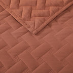 WRENSONGE King Size Quilt-3 Pieces Weave Autumn Leaf Bedspreads King Quilt Bedding Set for All Seasons, Soft Summer Coverlet with 2 Pillow Shams Suitable for Bed, Couch, Quilted Blanket