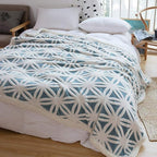 LOMAO Sherpa Fleece Blanket Fuzzy Soft Throw Blanket Dual Sided Blanket for Couch Sofa Bed (Light Blue, 60''x 80'')
