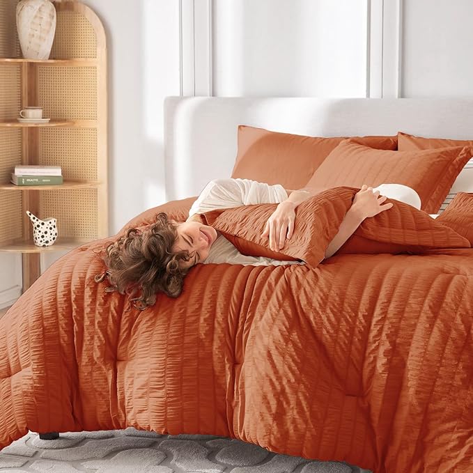MUXHOMO 5 Pieces Twin Comforter Set, Seersucker Bed in a Bag Twin Size, All Season Luxury Bedding Set with Comforter, Flat Sheet, Fitted Sheet, Pillowcase & Sham, Burnt Orange