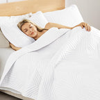 Exclusivo Mezcla Ultrasonic Twin Quilt Bedding Set, Lightweight White Bedspreads Soft Modern Geometric Coverlet Set for All Seasons (1 Quilt and 1 Pillow Sham)