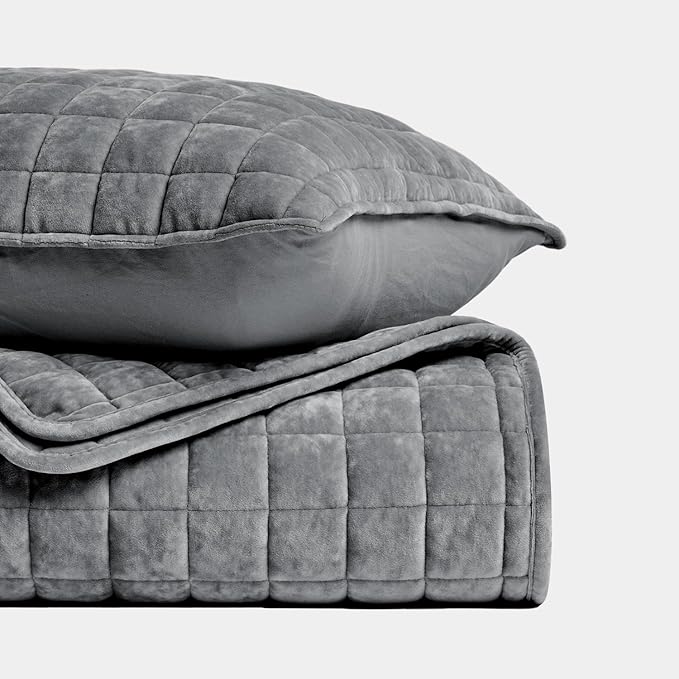 RECYCO Luxury Velvet Quilt Set King Size Bedding Sets, Ultra Soft Velvet Comforter Set, Lightweight Channel Box Stitch Oversized Bedspread Coverlet for All Season, with 2 Shams, Charcoal Gray