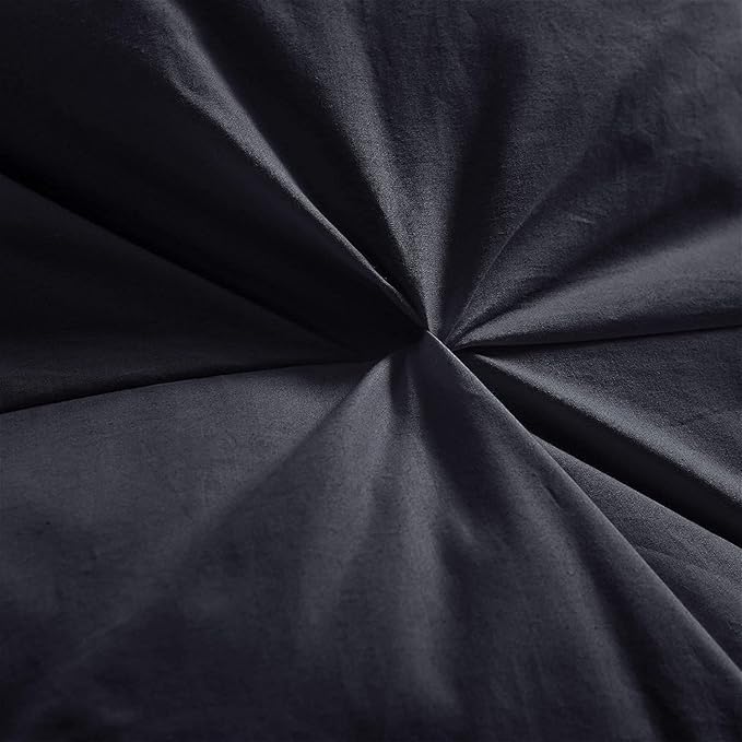 Luxurious All-Season Goose Down Feather Fiber Comforter King Size Duvet Insert, Exquisite Black Pinch Pleat Design, Premium Baffle Box, 100% Egyptian Cotton Cover, 70 oz. Fill Weight, Black