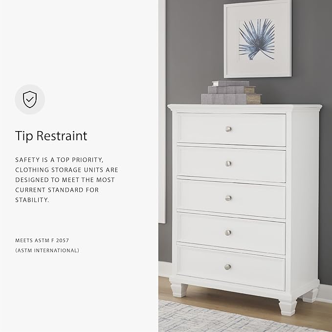 Signature Design by Ashley Fortman Casual 5 Drawer Chest for Bedroom, White