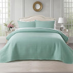 KASENTEX Queen XL Quilt Set 98"x98" – Soft Washed 3-Layer Lightweight Bedspread, Minimalist Nordic Design, All-Season Spring & Summer Quilt Set (1 Quilt + 2 Pillow Shams), Green