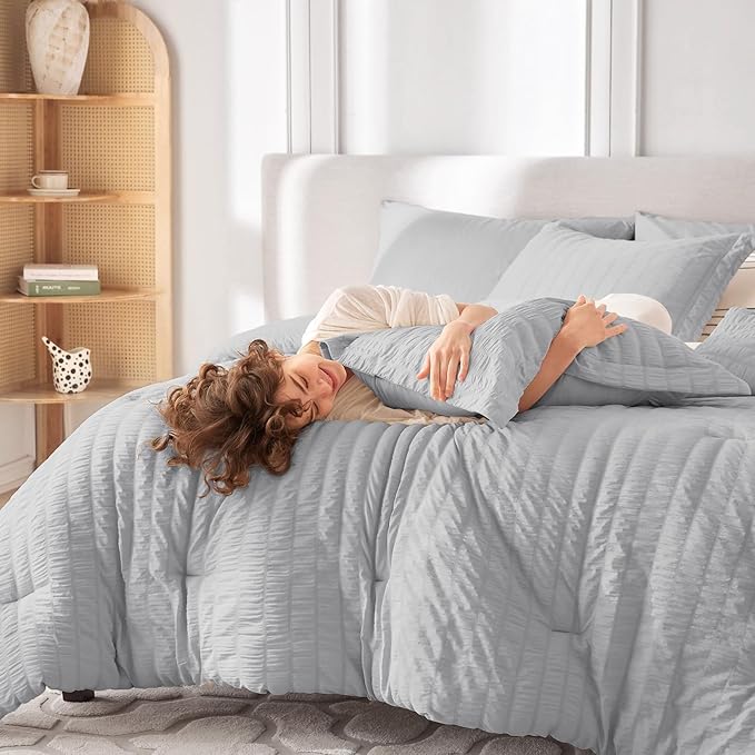 MUXHOMO 7 Pieces Full Comforter Set, Seersucker Bed in a Bag Full Size, All Season Luxury Bedding Set with Comforter, Flat Sheet, Fitted Sheet, Pillowcases & Shams, Light Grey