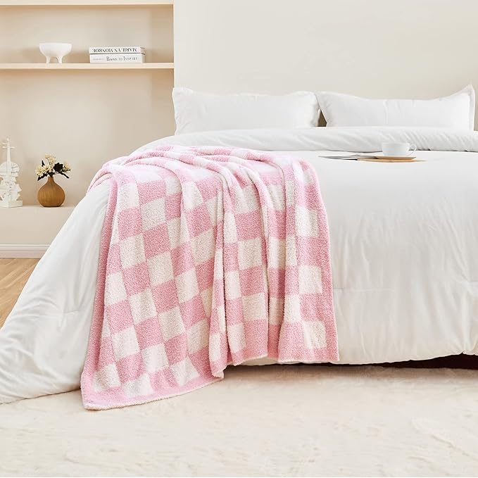 CozeCube Super Soft Fullfy Microfiber Reversible Knitted Blankets, Warm Cozy Fuzzy Plush Throw, Pink and White Checkered Throw Blanket for Couch Bed Sofa, 60" x 80"