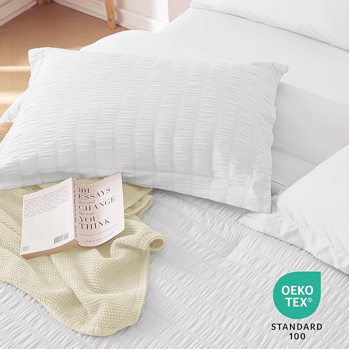 MUXHOMO 5 Pieces Twin Comforter Set, Seersucker Bed in a Bag Twin Size, All Season Luxury Bedding Set with Comforter, Flat Sheet, Fitted Sheet, Pillowcase & Sham, White