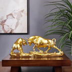 AETVRNI Wall Street Bull and Bear Statue - 4.5 Inch Tall Bull & Bear Statues, Gold Resin Abstract Tabletop Decor for Financial Brokers,Gold