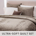 RECYCO Luxury Velvet Quilt Set, Lightweight Velvet Comforter Set, Oversized Bedspread Coverlet Quilted Bedding Set, with 2 Matching Pillow Shams, for All Season, Twin/Twin XL Size, Mocha Brown