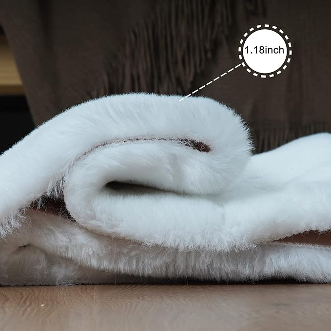 Ghouse Faux Rabbit Fur Round Rug 5 Ft White Round Rugs for Bedroom Decor Fluffy Area Rugs for Living Room, no-Shedding Carpet Sheepskin Washable Rug Rome Decor