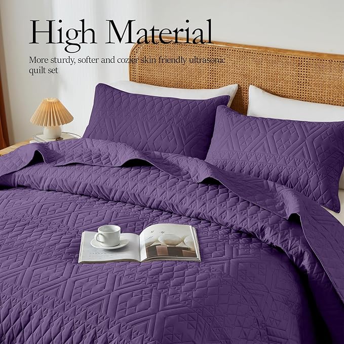 akkialla King/Cal King Quilt Set, Grayish Purple Lightweight Microfiber Bedspread Coverlet, Boho Geometric Pattern, Soft All-Season Bedding, 3-Piece (1 Quilt, 2 Pillow Shams) | Breathable fabric, Modern style