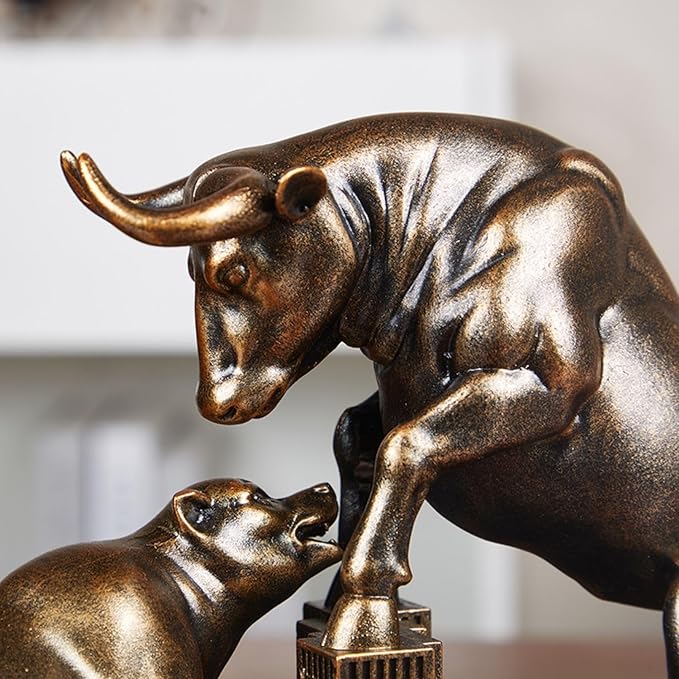 AETVRNI Bull and Bear Statue Wall Street Bull Statue - Ideal Stock Market Gift for Men Office Decoration Wall Street Bull Vs Bear Home Décor Stock Market,Bronze