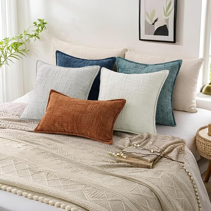 decorUhome Chenille Throw Pillow Covers 16x16 Set of 2, Thick Textured Slubby Neutral Decorative Pillow Covers with Elegant Design for Couch, Sofa, Living Room, Teal