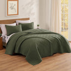 WRENSONGE Queen Quilt-3 Pieces Geometric Olive Green Bedspreads Queen Size Quilt Bedding Set for All Seasons, Soft Summer Coverlet with 2 Pillow Shams Suitable for Bed, Couch, Quilted Blanket
