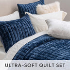 RECYCO Luxury Velvet Quilt Set Full Queen Size, Lightweight Velvet Comforter Set, Oversized Bedspread Coverlet Quilted Bedding Set, with 2 Matching Pillow Shams, for All Season, Navy Blue