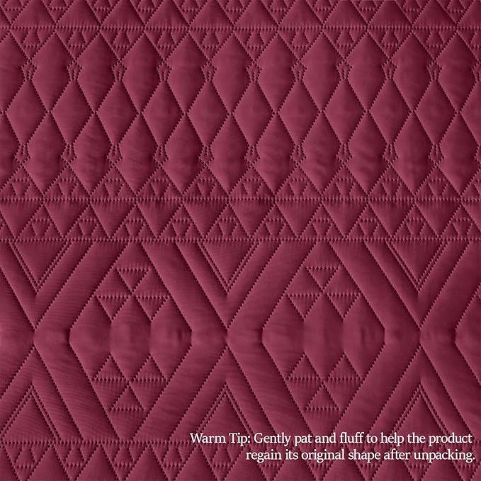 akkialla Full/Queen Quilt Set, Burgundy Lightweight Microfiber Bedspread Coverlet, Boho Geometric Pattern, Soft All-Season Bedding, 3-Piece (1 Quilt, 2 Pillow Shams) | Breathable fabric, Modern style