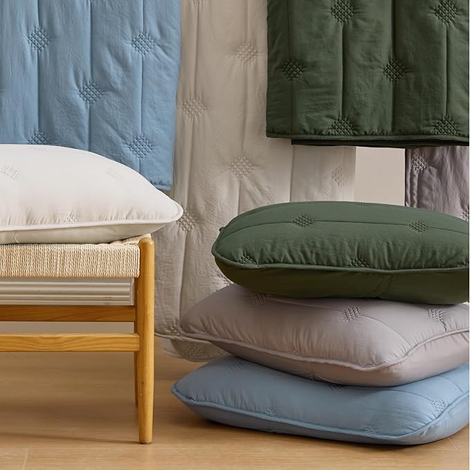 Bedsure Quilts Queen Size – Ultra Soft Cloud Lightweight Bedspread Coverlet Set with 2 Pillow Shams, Breathable & Cozy Comforter Set for All Season Use, Light Grey, 3 Piece (90x96 Inches)