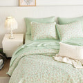 Wake In Cloud - Floral Quilt Set, Coquette Cottagecore Shabby Chic Flower Pattern for Women Teen Girls, Reversible Lightweight Bedspread Coverlet, 3 Pieces, Green Pink, Twin/Twin XL Size