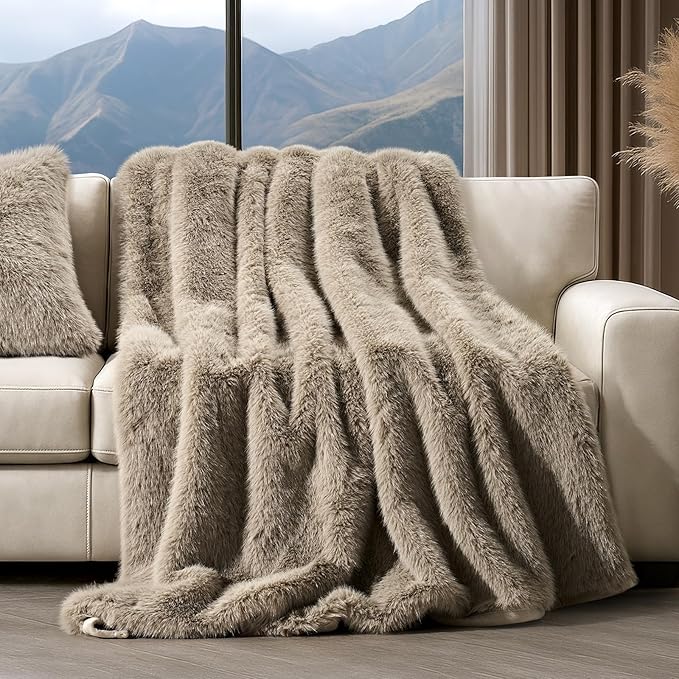 EVERGRACEHOME Luxury Faux Fur Throw Blanket, Soft Fluffy Faux Mink Blankets for Bed, Couch, Sofa, Thick Cozy Plush Warm Fur Throws with Reversible Velvet, Natural Mink, 60"x80"
