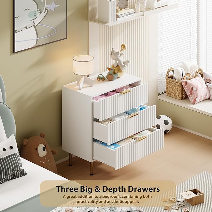 GarveeHome White 3 Drawer Dresser for Bedroom, Fluted Modern Nightstand with Deep Drawers, Chest of Drawers with Wide Top, Wooden Dresser Organizer, Side Table for Living Room, Hallway, Kids Room