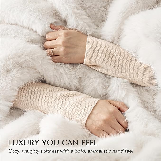 EVERGRACEHOME Luxury Faux Fur Throw Blanket, Soft Fluffy Faux Mink Blankets for Bed, Couch, Sofa, Thick Cozy Plush Warm Fur Throws with Reversible Velvet, Ivory Mink, 50"x60"
