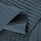 WRENSONGE King Size Quilt-3 Pieces Lightweight Navy Blue Bedspreads King Quilt Bedding Set for All Season, Soft Summer Coverlet with 2 Pillow Shams Suitable for Bed & Couch
