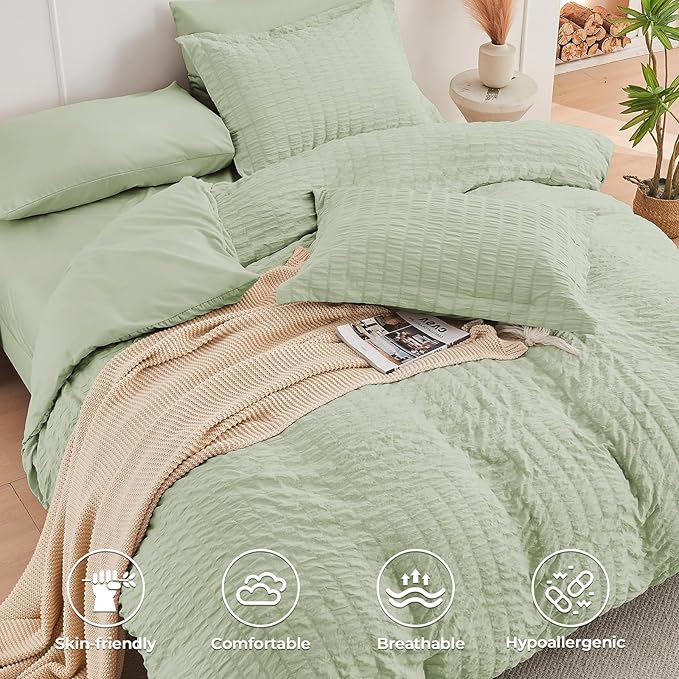 HYMOKEGE Light Green California King Comforter Set Seersucker 7 Pieces, All Season Luxury Bed in a Bag for Bedroom, Bedding Set with Comforters, Sheets, Pillowcases & Shams