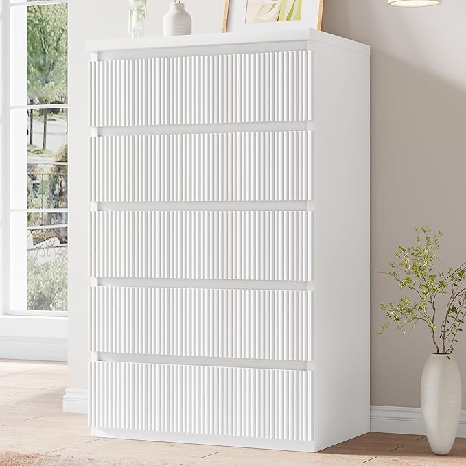 Modern 5 Drawer Dresser, 43" Tall Dressers for Bedroom, Fluted Dresser with Hidden Handle Design, Wood Mid Century Vertical Dresser Natural Texture for Bedroom, White Dresser