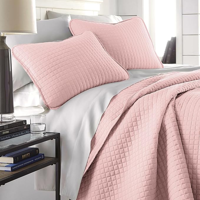 Southshore Fine Living, Inc. Pink King Quilt Set with 2 Pillow Shams, Stitched Lightweight Coverlet, King Size, Stain & Pet Hair Resistant Bedding Set, Fits Standard or California Beds, Pastel Pink