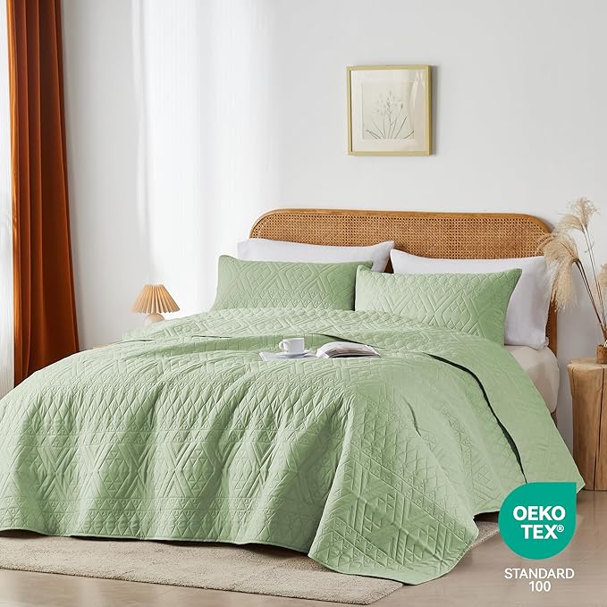 akkialla Twin Size Quilt Bedding Set,Sage Green Lightweight Microfiber Soft Bedspreads,Modern Style Geoetric Pattern Coverlet Set for All Seasons,2 Piece(1 Quilt,1Pillow Sham)