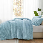 BEDELITE Fleece Queen Comforter Set -Super Soft & Warm Fluffy Light Blue Bedding, Luxury Fuzzy Heavy Bed Set for Winter with 2 Pillow Cases