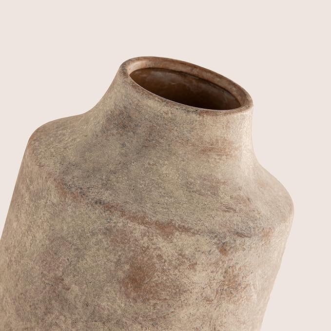 Mitt&Ditt Ceramic Flower Vase, 7.5 inch Off-White Farmhouse Rustic Vase, Handcrafted Weathered Pottery Vases, Small Flower Terracotta Vases for Home Decor, Living Room, Table, Shelf