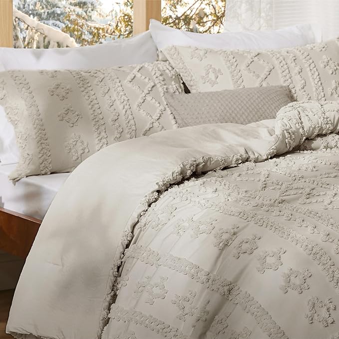 Bedsure Tufted Boho Comforter Set Queen Size - Linen Boho Bed Set, GentleSoft™ 3 Pieces Farmhouse Shabby Chic Embroidery Bedding, Gifts for Woman, Soft Jacquard Queen Comforter for All Seasons