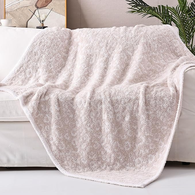Panku Ultra Soft Leopard Throw Blanket, Plush Cozy Cheetah Blankets for Couch and Sofa Gift Pack, Knit Reversiable Luxury Fluffy Blanket Throw (50x60 Inches, Cream Stone)
