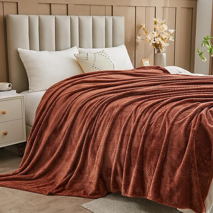 NEWCOSPLAY Super Soft Twin Blanket Coffee Premium Silky Flannel Fleece Leaves Pattern Lightweight Bed Blanket All Season Use (Coffee, Twin(60"x80"))