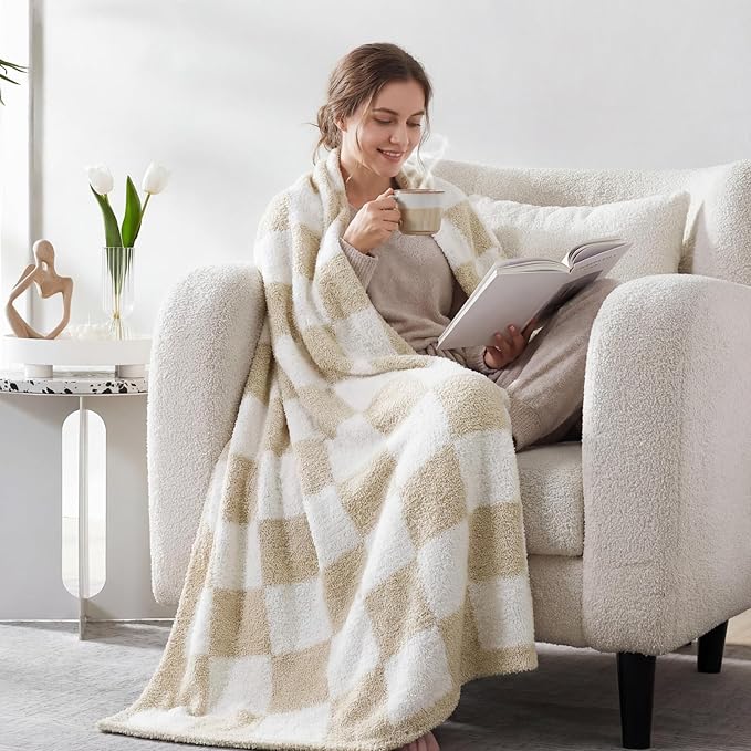 WRENSONGE Checkered Throw Blanket, Beige Soft Cozy Fluffy Warm Hand Made Throw Blankets for Couch, Sofa, Chair, Bed, Camping, Picnic, Travel Lightweight Bed Blanket - 50"*60"