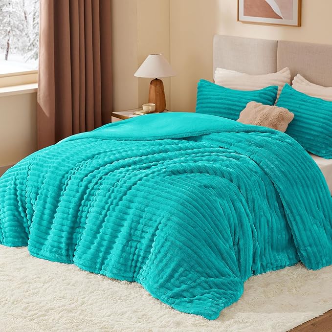 BEDELITE Fleece King Comforter Set -Super Soft & Warm Fluffy Teal Bedding, Luxury Fuzzy Heavy Bed Set for Winter with 2 Pillow Cases