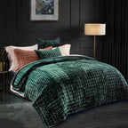 RECYCO Luxury Velvet Quilt Set Full Queen Size Bedding Sets, Ultra Soft Velvet Comforter Set, Lightweight Channel Box Stitch Oversized Bedspread Coverlet for All Season, with 2 Shams, Emerald Green