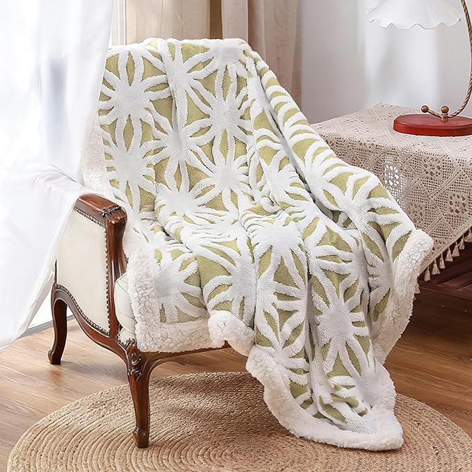 LOMAO Sherpa Fleece Blanket Fuzzy Soft Throw Blanket Dual Sided Blanket for Couch Sofa Bed (Fruit Green, 51"x63")