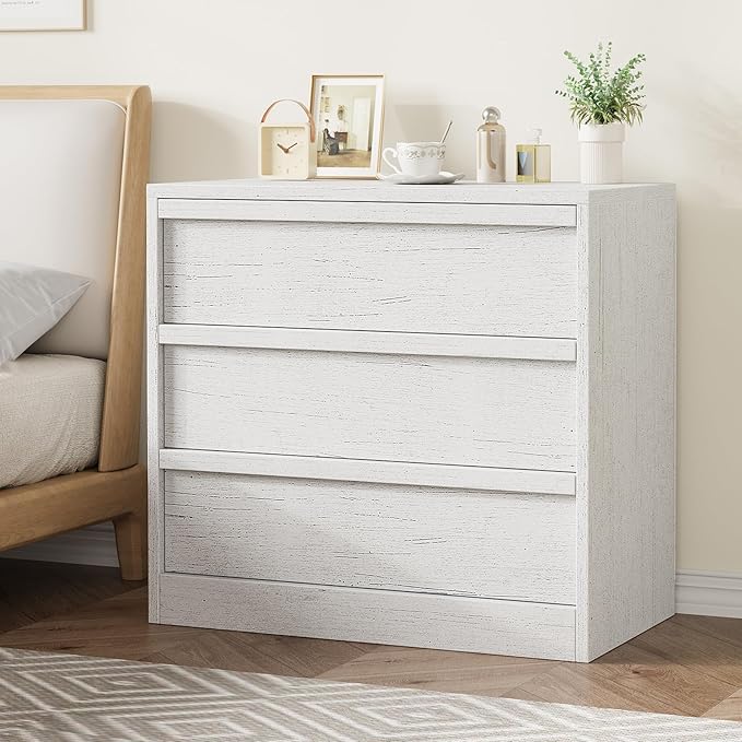 GarveeHome 3 Drawer Dresser for Bedroom, White Nightstand 3 Chest of Drawers with Large Storage, Small Modern Bedside End Table for Living Room, Nursery, Entryway