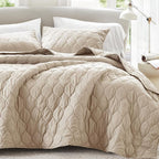 Comfort Spaces Queen Quilt Set Modern Reversible Ogee Coverlet Queen Bedding Set Cozy Quilted Winter Layer, All Season Lightweight Soft Queen Size Quilt, Kienna, Full/Queen Beige 3 Piece